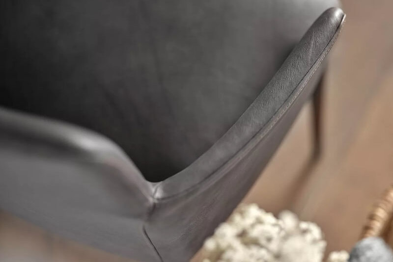 design-stuhl-rob-berlin-steglitz-1 design-stuhl-rob-berlin-steglitz-1