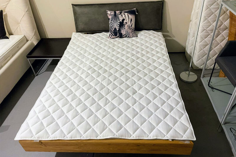 outlet-design-bett-riverside-2 outlet-design-bett-riverside-2