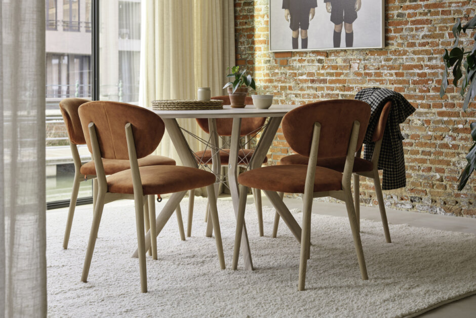 Design-esstisch-ECLIPSE-berlin-steglitz-4 Design-esstisch-ECLIPSE-berlin-steglitz-4