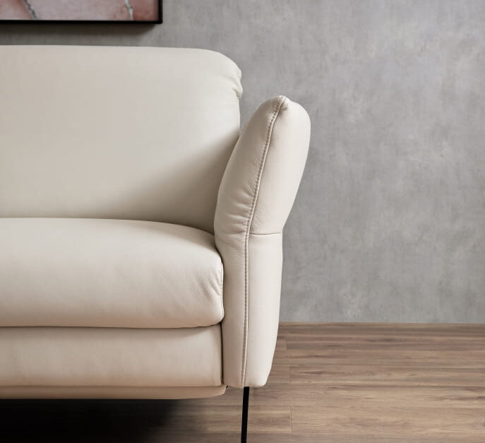 4Benson-Arml-B-hochgestellt-687x1030