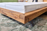 design-bettgestell-massivholz-woodstock-balkenbett-1