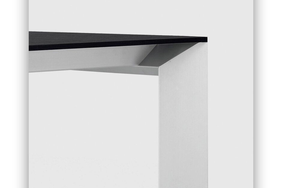 Design-Esstisch-Kristalia_Nori-1~4