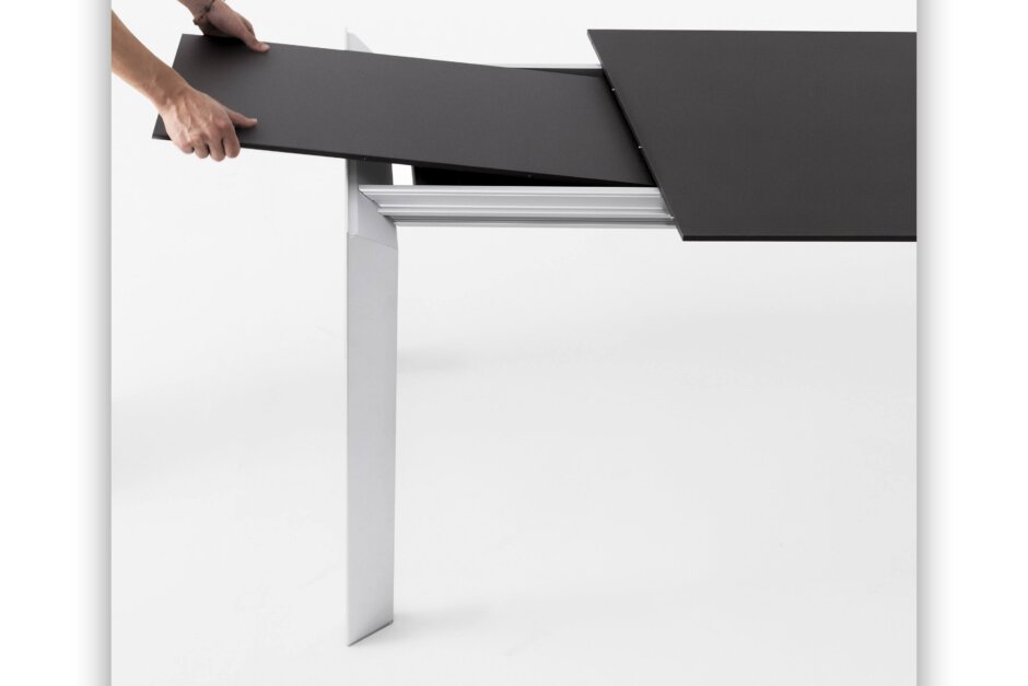 Design-Esstisch-Kristalia_Nori-1~5