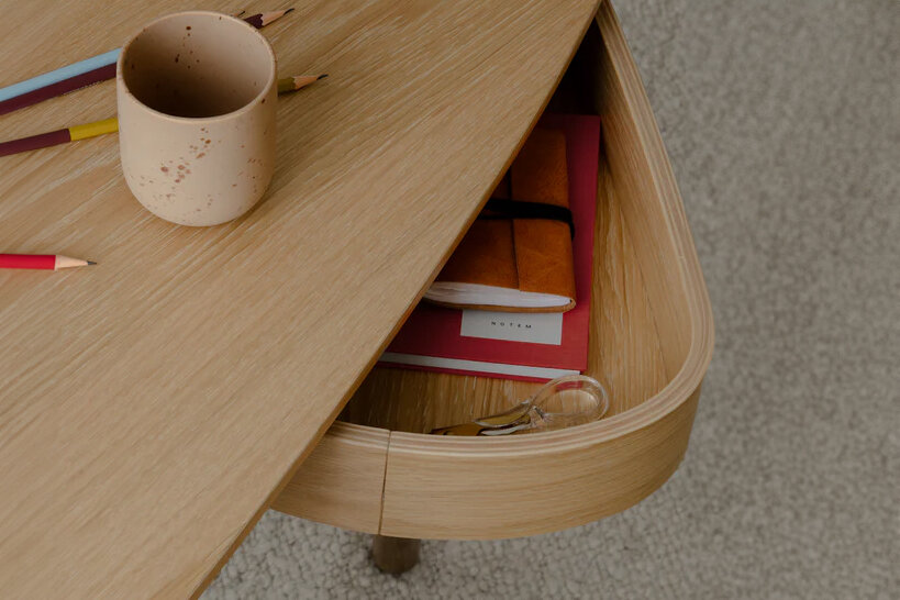 UMAGE-Duende-Schreibtisch-Eiche-Berlin-Steglitz-2 UMAGE-Duende-Schreibtisch-Eiche-Berlin-Steglitz-2