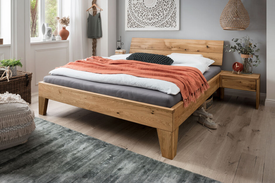 Design-Bettgestell-Redwood-Massivholz-Berlin-Steglitz-2