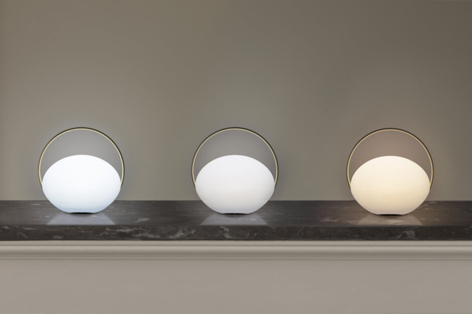 UMAGE-Tischleuchte-Orbit_11