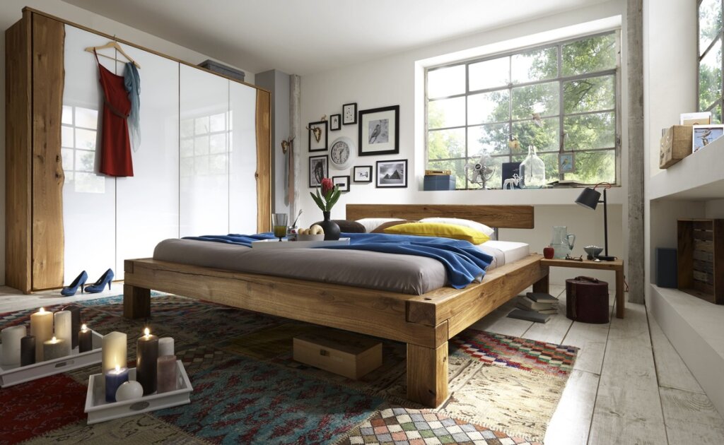 design-bettgestell-massivholz-woodstock-balkenbett-3
