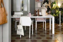 Design-Esstisch-Kristalia_Nori-1~2