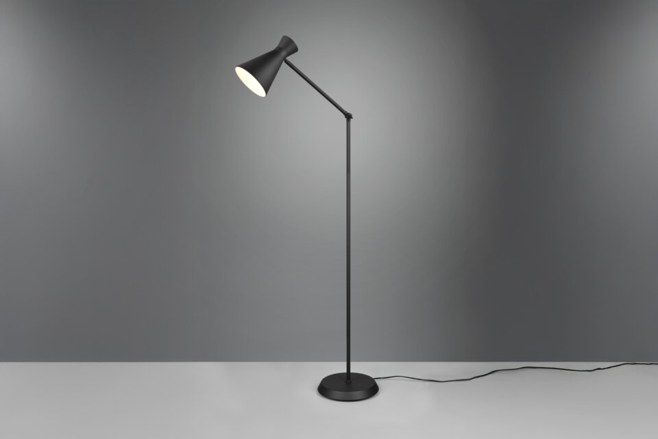 design-stehleuchte-enzo-berlin-steglitz-6 design-stehleuchte-enzo-berlin-steglitz-6