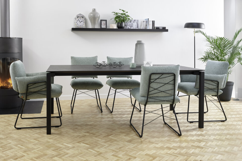 design-esstisch-float-berlin-steglitz-1a