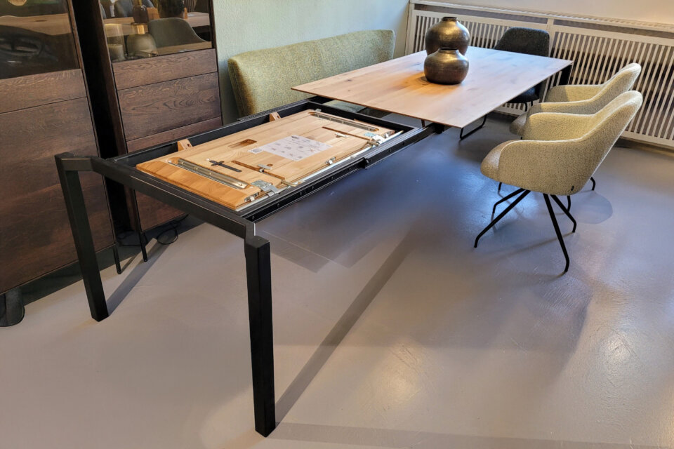 outlet-design-esstisch-float-berlin-steglitz-3a