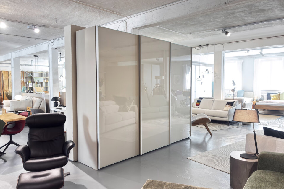 outlet-schwebetuerenschrank-loft-berlin-steglitz-1